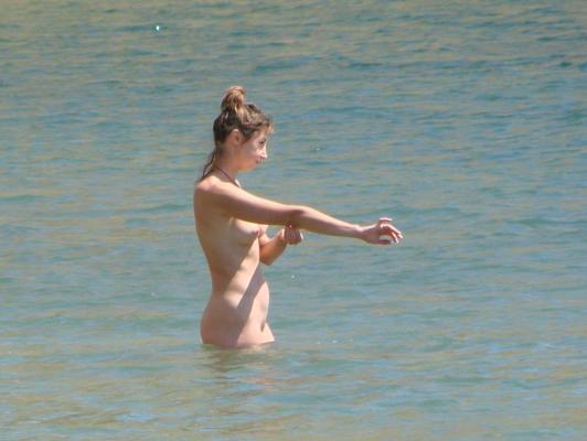 15P Warning -  real unbelievable nudist photos and videos