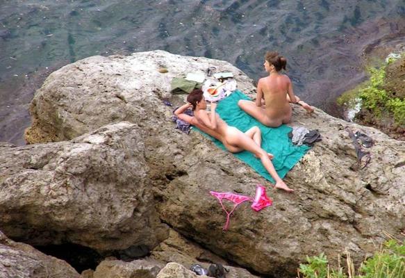 15P Warning -  real unbelievable nudist photos and videos