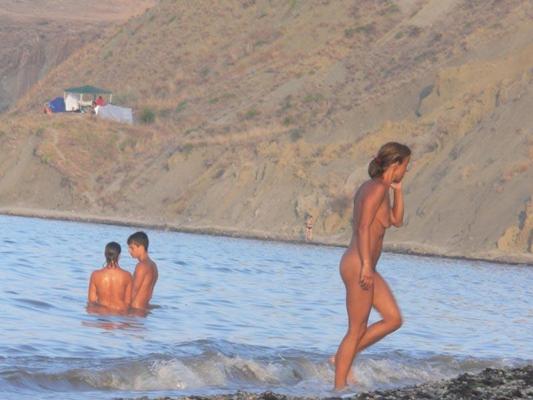 15P Warning -  real unbelievable nudist photos and videos