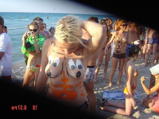 15P Attention : de vraies photos et vidéos nudistes incroyables