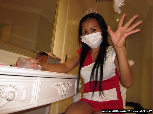 12P Enfermeira princesa tailandesa