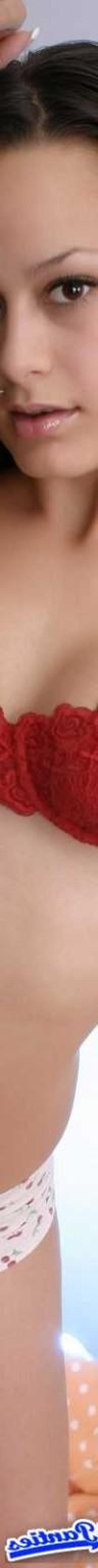 18P Daisy cotton panties and high heels