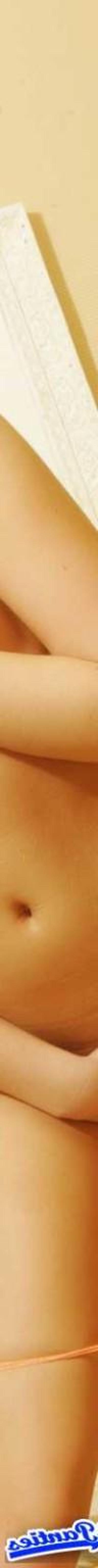 18P Peachez orangefarbener Spitzen-G-String