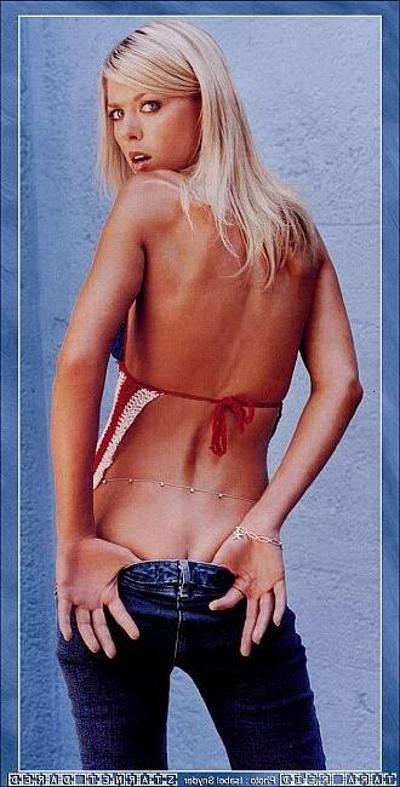 15P Dr Coxs sister in law Tara Reid gets topless