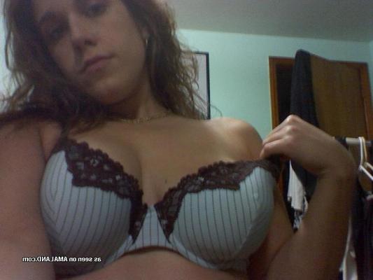 11P Amateur big-tittied girlfriends displaying their hot juggs