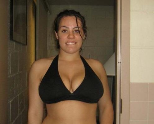 4P Nice gallery of a hot sexy heavy-chested amateur GF