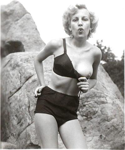 15P Vintage babes from the 1940's and 1950s