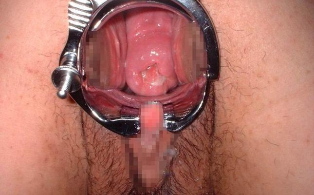 12P extreme pussy insertions and fisting