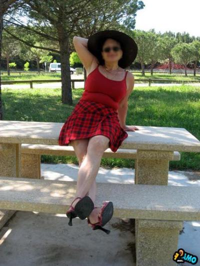 15P fucking hot outdoor pissing