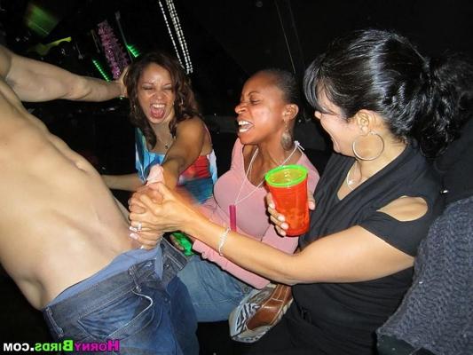 15P Drunk and horny CFNM amateurs party with cocks in homemade pics