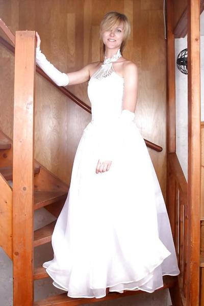 15P Mature Blonde In Wedding Dress,By Blondelover.