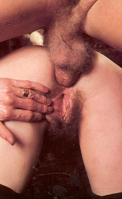 16P Retro mom fucked in her pussy by two old guys