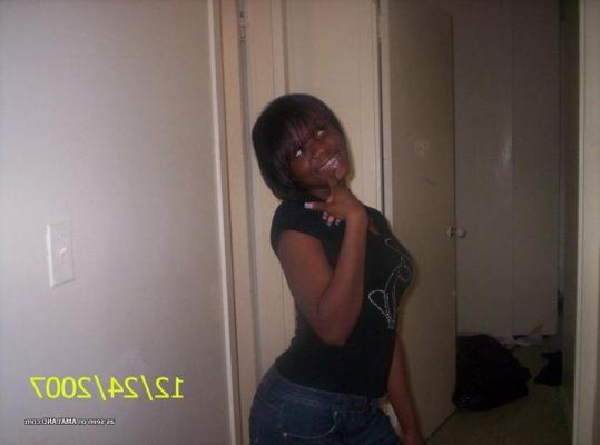 9P Nice photo compilation of sleazy amateur ebony girlfriends
