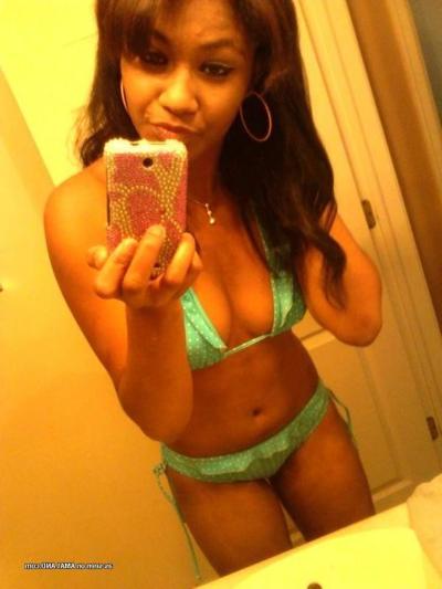 14P Pretty black GF showing her tits in hot mirror shots