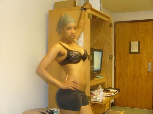 15P Young black teen gfs posing and fucking