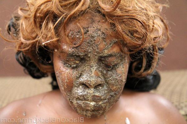 16P Ghetto black chick fucked by ebony man hardcore