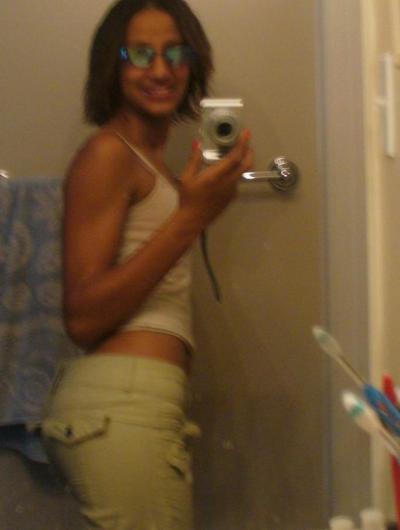 15P Naughty and hot selfpics taken by an amateur ebony chick