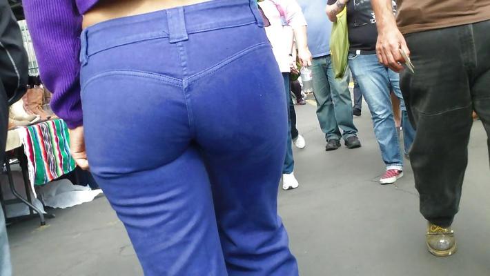 25P Magnifique cul et cul d'ado en jeans de près