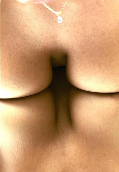 15P Dreamy ebony butthole in the mirror