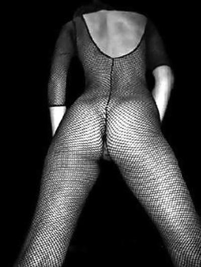 15P KEY - Fishnet beauties 02