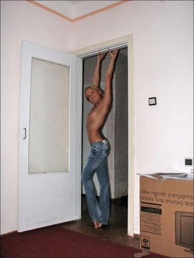 18P Skinny blonde amateur wife does a striptease inside her room