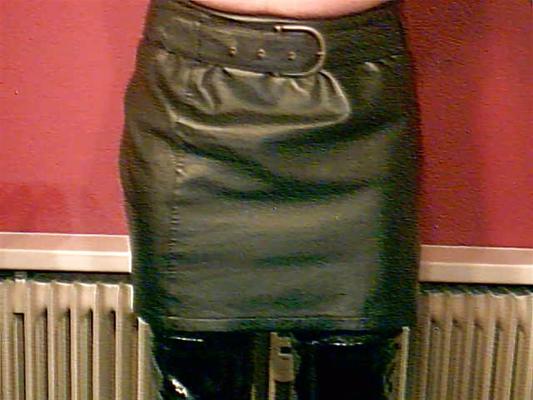 5P New leather skirt