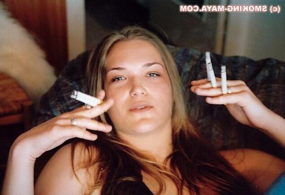 16P Amateur blonde teen smoking