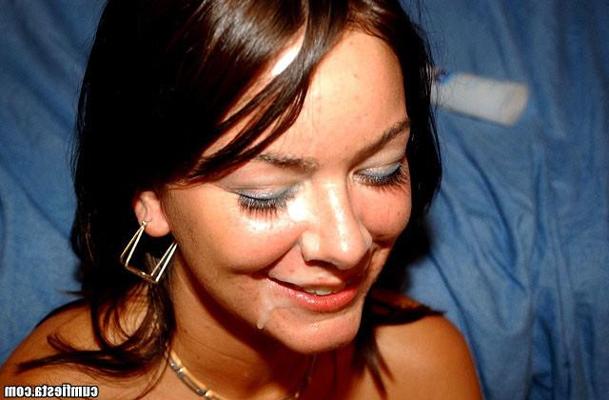 15P Super hot tanned babe gets her beautiful face cumshot