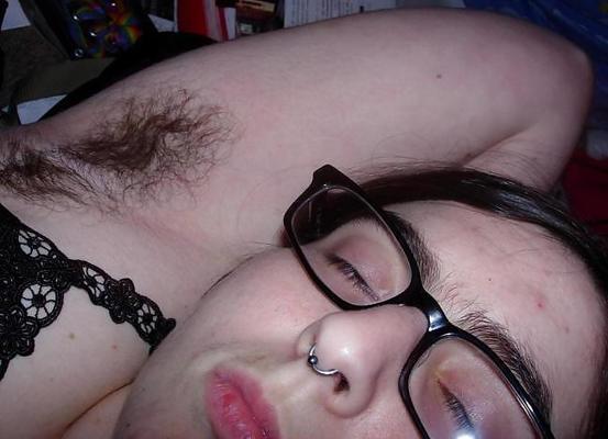 25P Hairy armpits