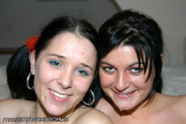 12P 12 pics and 1 movie of Nadia from Euro Sex Parties