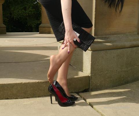 16P Leggy raven haired Milf is outdoors posing in her silky nylon st