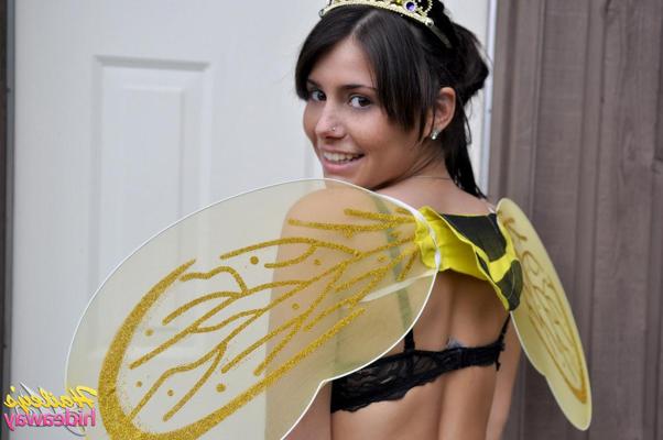 16P Cute teen in costume