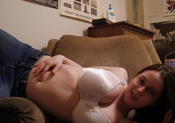 9P Nerdy 19 yo HUGE TITS