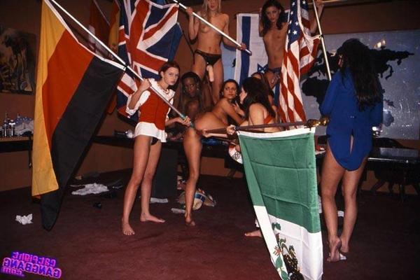 17P Hardcore lesbians fucking hardcore with dildos and strapon