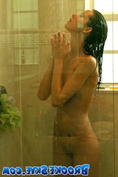 12P Voyeur view of Brooke in the Shower