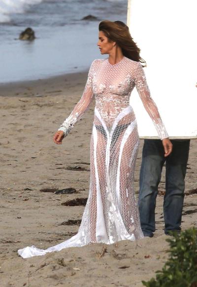 17P Best naked celebrity moments