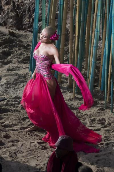 16P Pia Mia Perez boobslip while filming a music video at the beach in Malibu