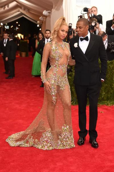 16P Beyonce braless and pantyless wearing transparent maxi dress at China Through Th