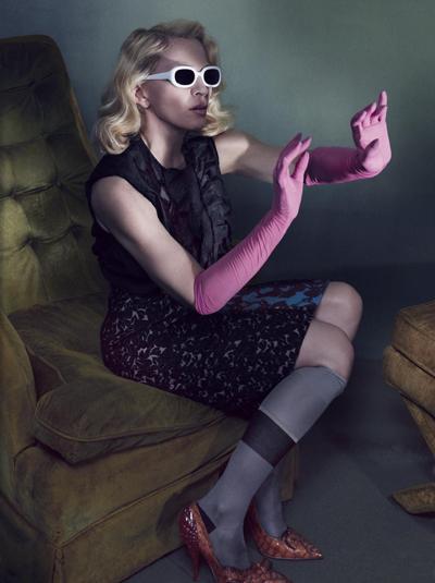 16P Madonna zeigt ihre Brüste beim Fotoshooting mit Mert Alas und Marcus Piggott