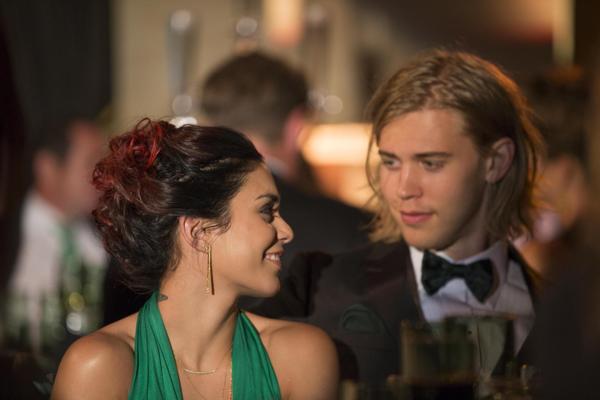 11P Vanessa Hudgens showing huge cleavage at Global Green USAs 10th Anniversary Gorg