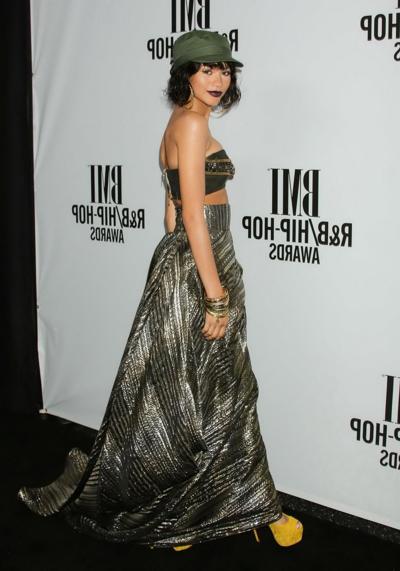16P Zendaya Coleman shows off her boobs in a tiny belly top at BMI RB Hip Hop Awards