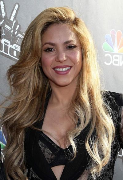 16P Shakira bra peek at the NBCs The Voice event in Hollywood