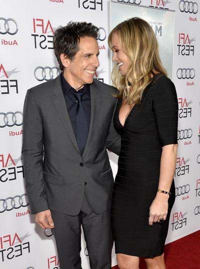 16P Christine Taylor zeigt bei der Dreharbeiten zu „The Secret Life of Walter Mitty“ ein riesiges Dekolleté