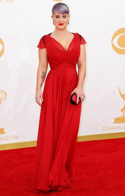 16P La potelée Kelly Osbourne montre un énorme décolleté lors de la 65e édition annuelle des Primetime Emmy Aw.