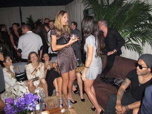 10P Demi Moore leggy at Chanel Beachside BBQ celebrating Art.sy in Miami Beach