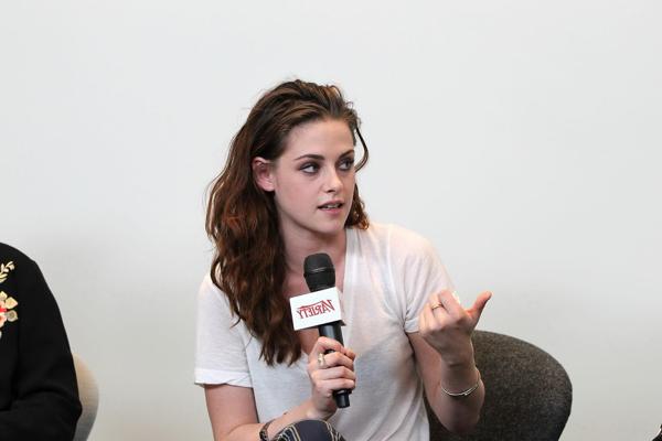 10P Kristen Stewart see through to bra at Variety Awards Studio in LA