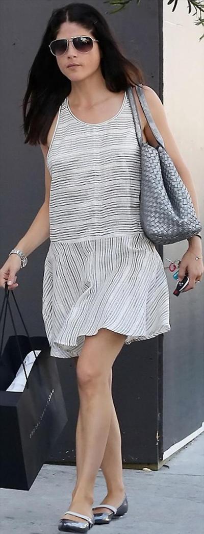 10P Selma Blair nip slip  sideboob while out shopping in West Hollywood