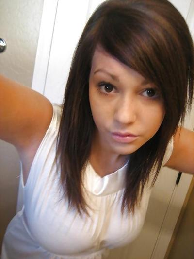 10P Young Sexy Amateur 18 Year Old Brunette Gallery