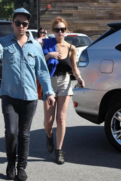 10P Lindsay Lohan braless showing cleavage downblouse at the gas station in Malibu