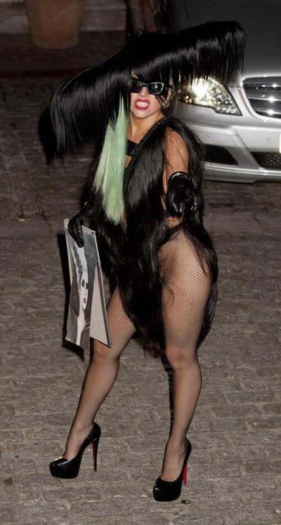 16P Lady Gaga sighting in London wearing skimpy outfit